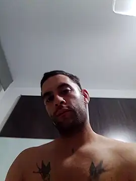 Snapshot of bearguy998 chatting on 09-22-25, 12:34 bearguy998 online show from 09-22-25, 12:34