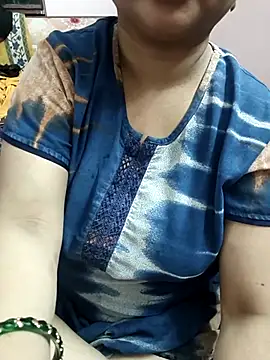 Snapshot of cuteyqueen chatting on 09-13-25, 01:55 cuteyqueen online show from 09-13-25, 01:55