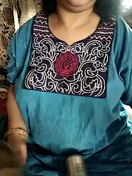 cuteyqueen online show from 03-10-26, 05:45