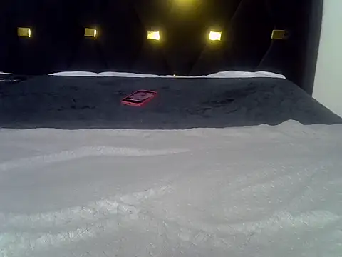 Its tyra online show from 03-12-26, 05:57