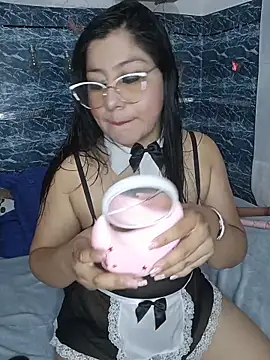 keterinjones--11 online show from 05-30-26, 04:53