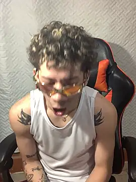 mateodeamjo online show from 01-25-25, 08:42