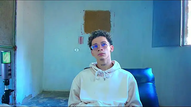 mateodeamjo online show from 02-10-26, 01:48