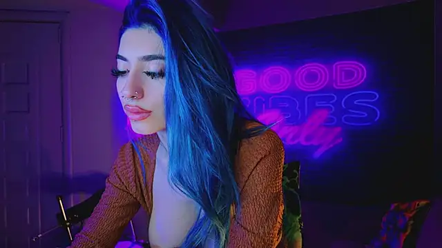 Snapshot of AriaVoss chatting on 01-19-25, 02:36 AriaVoss online show from 01-19-25, 02:36