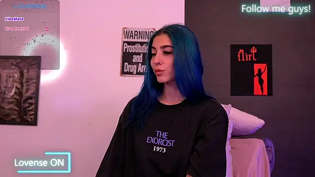 Snapshot of AriaVoss chatting on 09-13-25, 08:41 AriaVoss online show from 09-13-25, 08:41