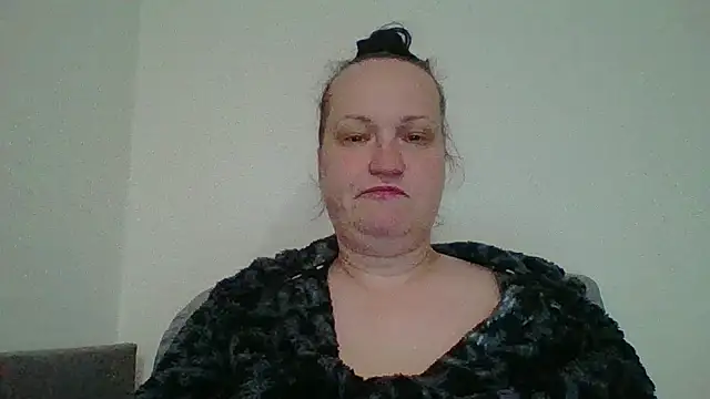  squirty cum lady  online show from 10-12-25, 02:54