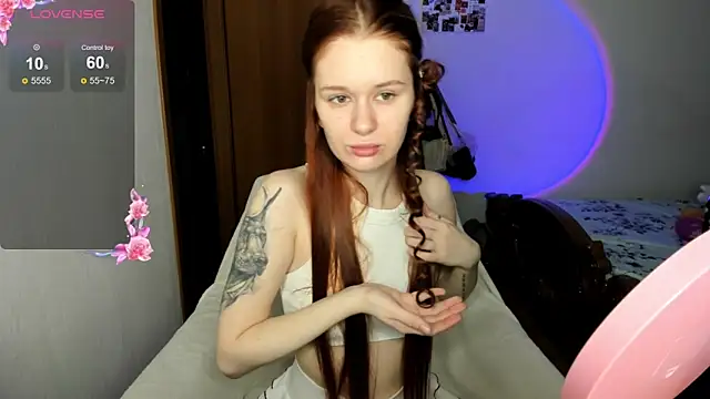 EmilySoul online show from 10-31-25, 10:16