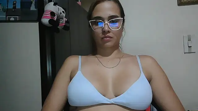 trianabell online show from 07-02-26, 03:23