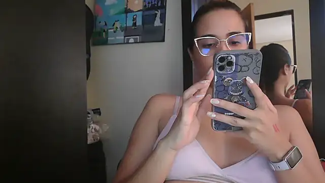 trianabell online show from 07-22-26, 08:55