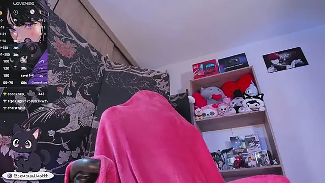 Snapshot of sensualkattt chatting on 03-06-25, 06:37 sensualkattt online show from 03-06-25, 06:37