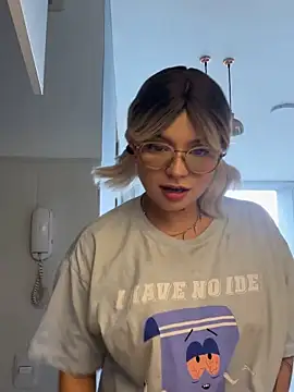 Snapshot of sensualkattt chatting on 03-22-25, 06:58 sensualkattt online show from 03-22-25, 06:58