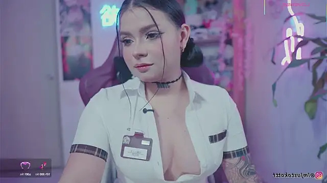 Snapshot of sensualkattt chatting on 09-18-25, 01:46 sensualkattt online show from 09-18-25, 01:46