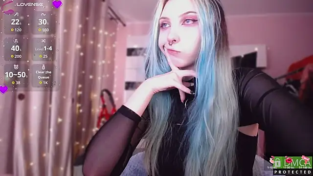 Snapshot of JustMeowGirl chatting on 04-04-26, 06:22 JustMeowGirl online show from 04-04-26, 06:22