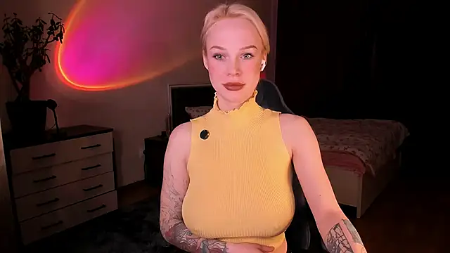 Polusladkoye online show from 04-28-26, 03:50