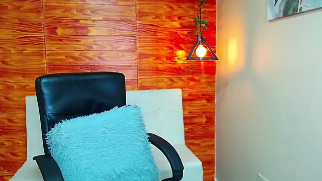 Snapshot of Bastiaan_28 chatting on 12-27-24, 07:08 Bastiaan 28 online show from 12-27-24, 07:08