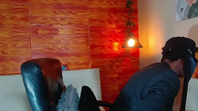 Snapshot of Bastiaan_28 chatting on 02-16-25, 03:04 Bastiaan 28 online show from 02-16-25, 03:04