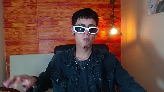 Snapshot of Bastiaan_28 chatting on 03-03-25, 12:04 Bastiaan 28 online show from 03-03-25, 12:04