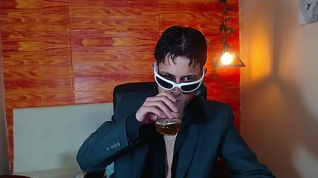 Snapshot of Bastiaan_28 chatting on 03-04-25, 09:07 Bastiaan 28 online show from 03-04-25, 09:07