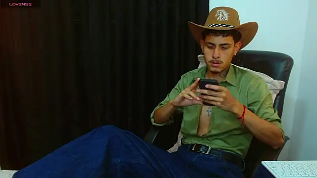 Bastiaan 28 online show from 03-08-26, 11:19