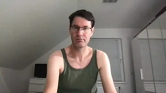 zxzx cam1 online show from 02-07-25, 11:13