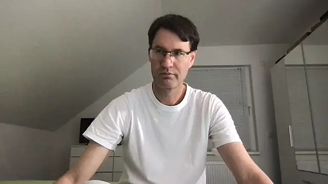 zxzx cam1 online show from 03-11-25, 04:07