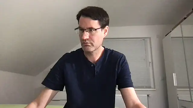 zxzx cam1 online show from 09-28-25, 09:09