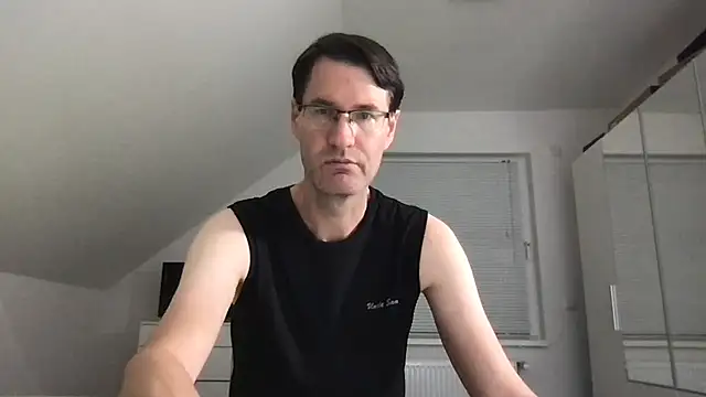 zxzx cam1 online show from 10-25-25, 03:51