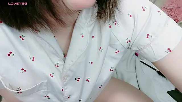 mi chat online show from 04-30-26, 03:40