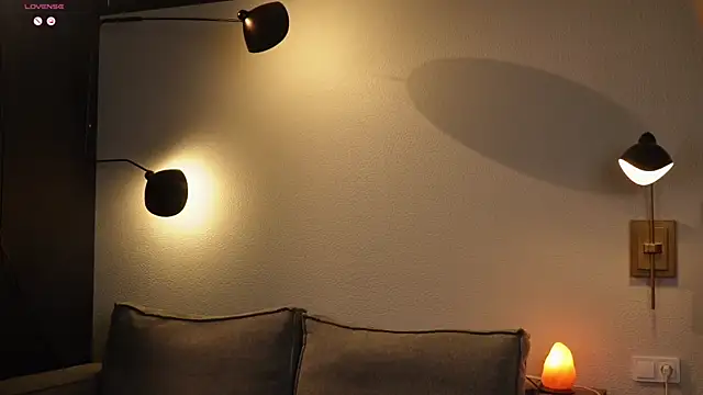 Snapshot of milablum777 chatting on 01-06-25, 05:27 milablum777 online show from 01-06-25, 05:27