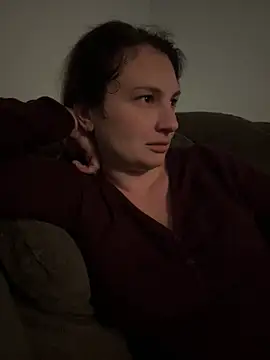 Snapshot of MilfyMrsRobinson chatting on 03-08-25, 02:01 MilfyMrsRobinson online show from 03-08-25, 02:01