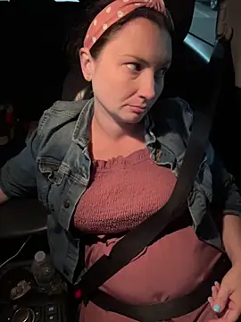 Snapshot of MilfyMrsRobinson chatting on 03-14-25, 11:43 MilfyMrsRobinson online show from 03-14-25, 11:43