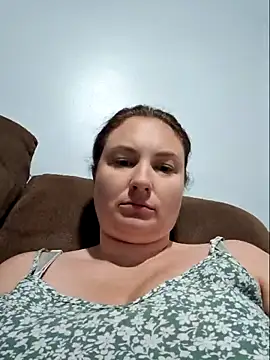 Snapshot of MilfyMrsRobinson chatting on 09-17-25, 09:05 MilfyMrsRobinson online show from 09-17-25, 09:05