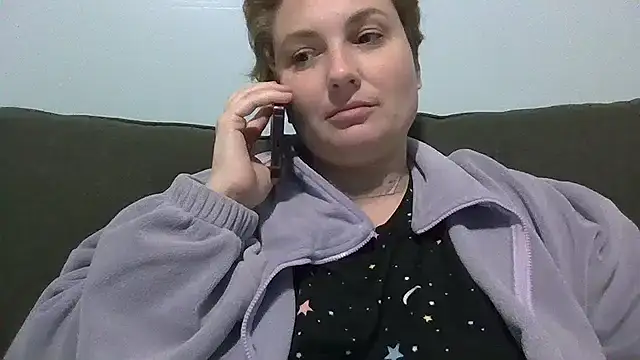 MilfyMrsRobinson online show from 03-13-26, 11:17