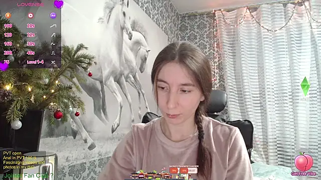 Snapshot of Wowpornoo chatting on 12-03-24, 11:44 Wowpornoo online show from 12-03-24, 11:44