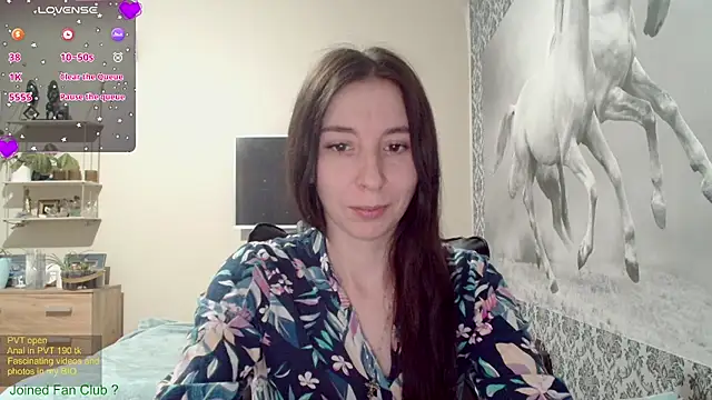 Snapshot of Wowpornoo chatting on 01-31-25, 12:29 Wowpornoo online show from 01-31-25, 12:29