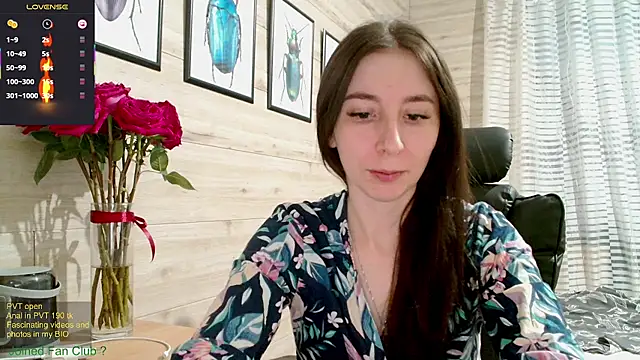 Snapshot of Wowpornoo chatting on 03-14-25, 01:46 Wowpornoo online show from 03-14-25, 01:46