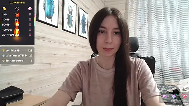 Snapshot of Wowpornoo chatting on 03-22-25, 01:08 Wowpornoo online show from 03-22-25, 01:08