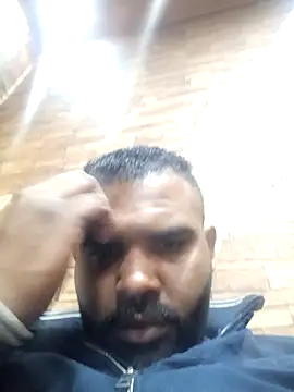 Snapshot of ListedLoin chatting on 01-08-25, 06:52 ListedLoin online show from 01-08-25, 06:52