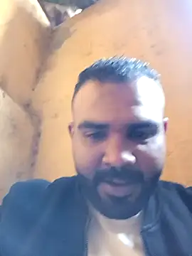 Snapshot of ListedLoin chatting on 01-10-25, 01:09 ListedLoin online show from 01-10-25, 01:09