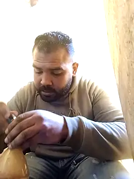 Snapshot of ListedLoin chatting on 01-12-25, 06:39 ListedLoin online show from 01-12-25, 06:39