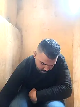 Snapshot of ListedLoin chatting on 01-22-25, 02:35 ListedLoin online show from 01-22-25, 02:35