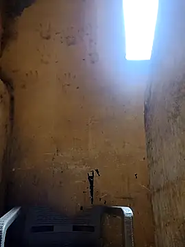 Snapshot of ListedLoin chatting on 02-08-25, 09:35 ListedLoin online show from 02-08-25, 09:35