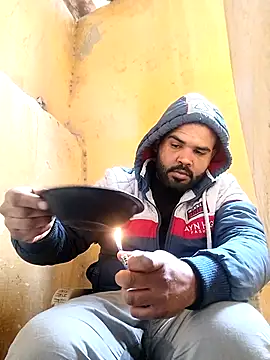 Snapshot of ListedLoin chatting on 02-09-25, 09:26 ListedLoin online show from 02-09-25, 09:26