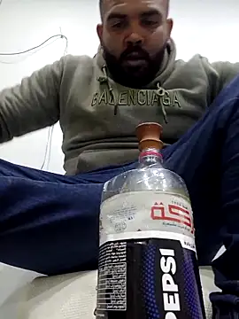 Snapshot of ListedLoin chatting on 02-21-25, 04:37 ListedLoin online show from 02-21-25, 04:37