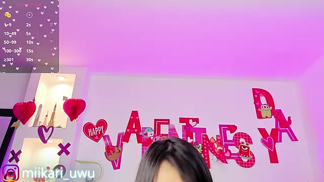 Ahri Elderwood online show from 02-15-25, 07:49