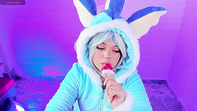 Ahri Elderwood online show from 09-22-25, 05:09