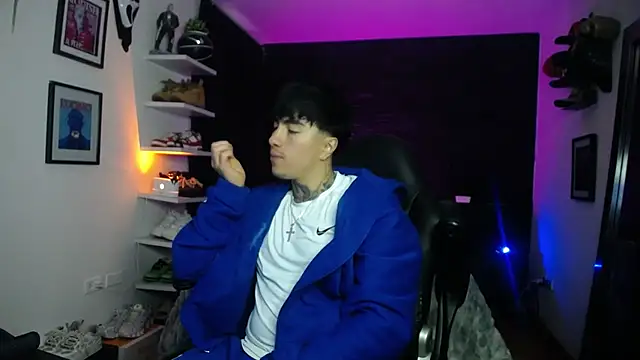 jung dragon online show from 11-20-25, 05:40