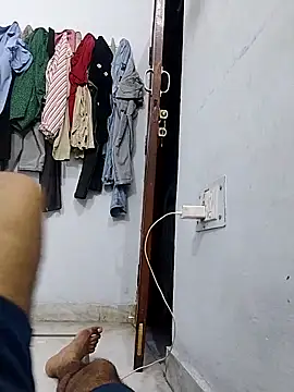 myhot1551 online show from 09-10-25, 05:35