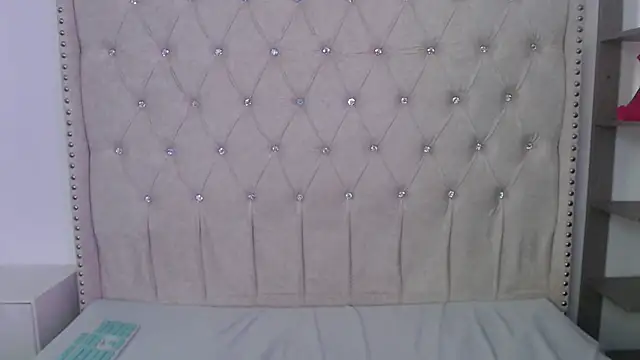 Abril Squirt online show from 01-09-26, 10:11