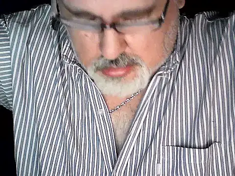 Snapshot of cashot58 chatting on 10-07-25, 04:26 cashot58 online show from 10-07-25, 04:26